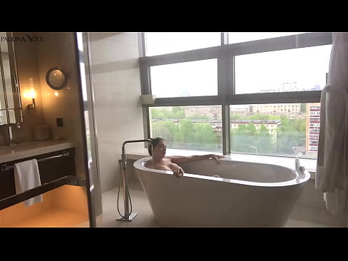 ❤️ Tremenda pupa che si masturba appassionatamente la figa in bagno ❤ Video di sesso di qualitàal it.classicmebel21.ru ️❤